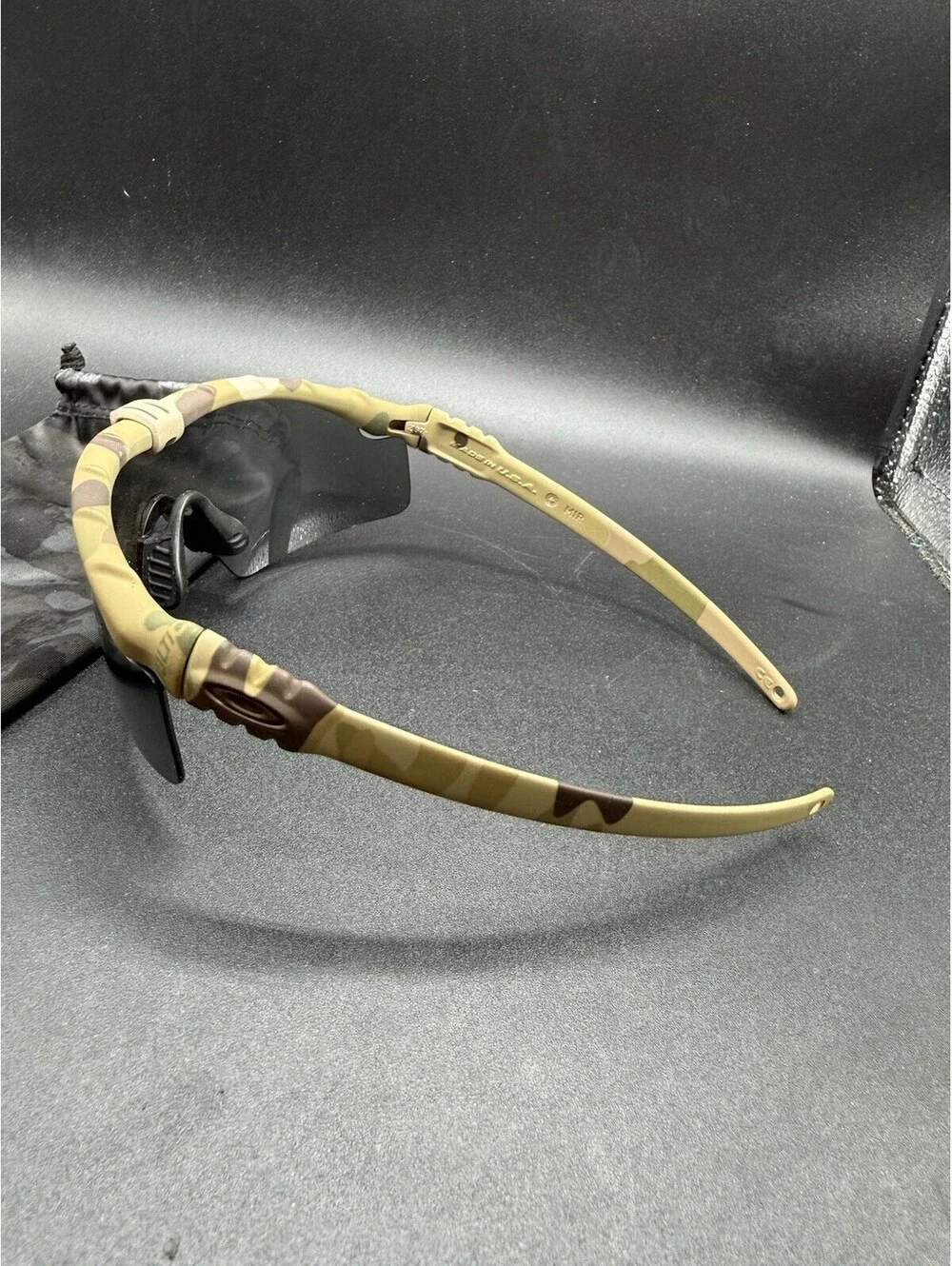 Grays oakley si